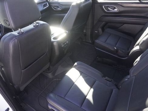 Used 2023 Chevrolet Tahoe Z71 w/ Luxury Package image 29