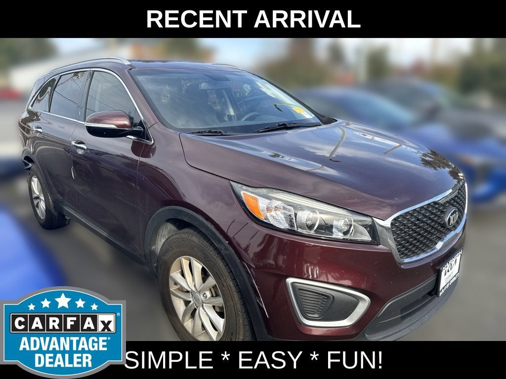 Used 2018 Kia Sorento FWD image 1