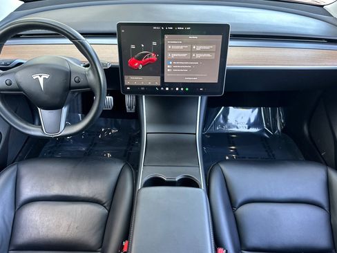 Used 2018 Tesla Model 3 Long Range image 15