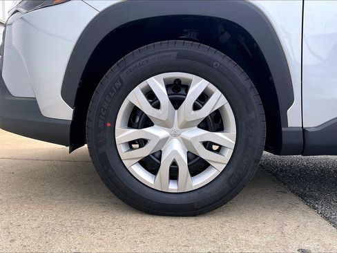 New 2026 Toyota Corolla Cross L image 15