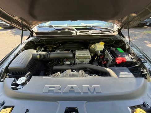 Used 2021 RAM 1500 Laramie w/ Sport Appearance Package AWD/4WD image 38