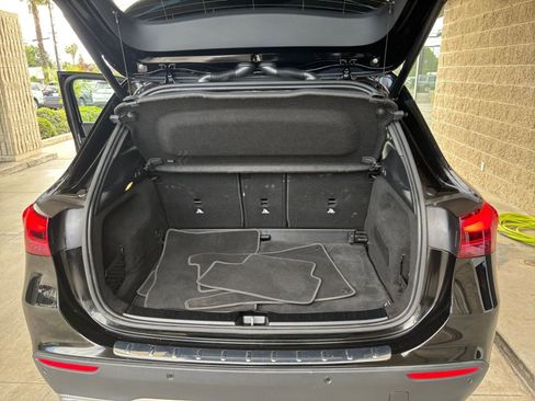 Used 2025 Mercedes-Benz GLA 250 image 33