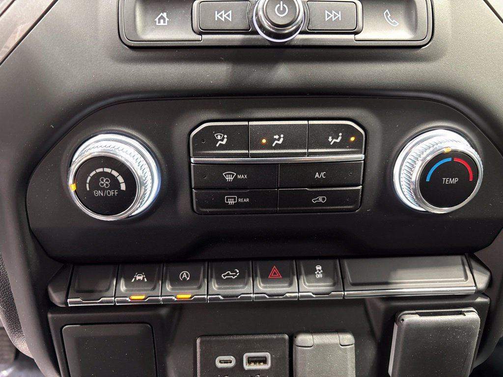 Used 2024 GMC Sierra 1500 Pro w/ Graphite Edition AWD/4WD image 19