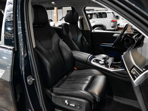 Used 2020 BMW X7 xDrive40i w/ Premium Package AWD/4WD image 44