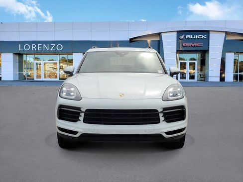 Used 2020 Porsche Cayenne AWD/4WD image 2