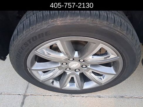 Used 2018 Chevrolet Tahoe LT w/ LT Signature Package image 20