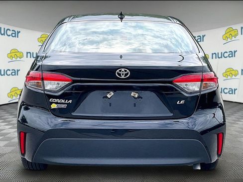 Certified 2024 Toyota Corolla LE FWD image 5
