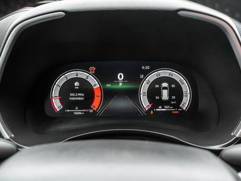 Used 2025 Toyota Highlander XSE AWD/4WD image 15