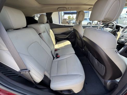 Used 2018 Hyundai Santa Fe Sport w/ Cargo Package FWD image 11