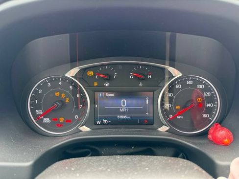 Used 2023 GMC Acadia SLE w/ Driver Convenience Package FWD image 7