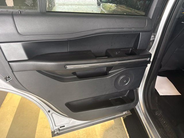 Used 2021 Ford Expedition XLT AWD/4WD image 36