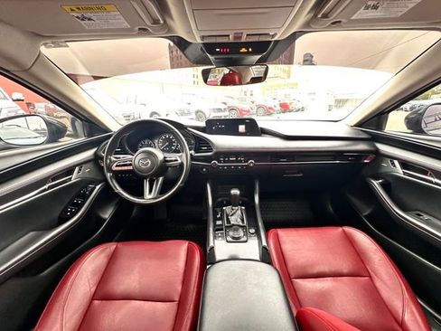 Used 2023 MAZDA MAZDA3 s image 31