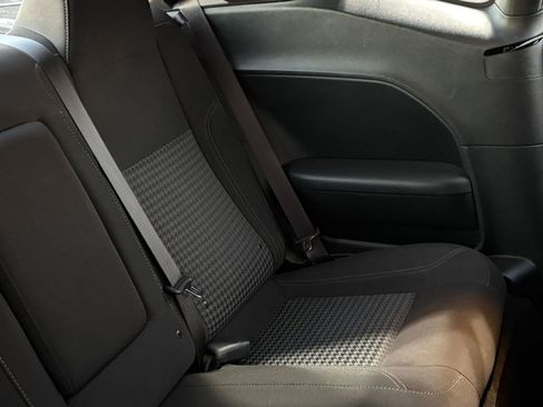 Used 2023 Dodge Challenger SXT image 36