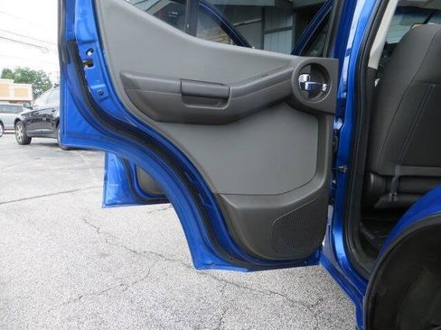 Used 2013 Nissan Xterra S AWD/4WD image 18
