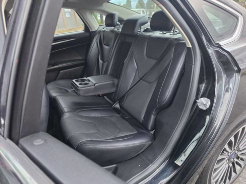 Used 2018 Ford Fusion Titanium AWD/4WD image 43