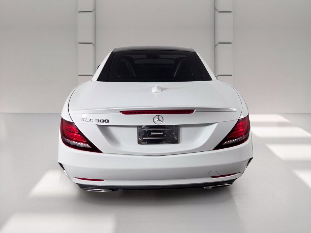Used 2020 Mercedes-Benz SLC 300 image 6