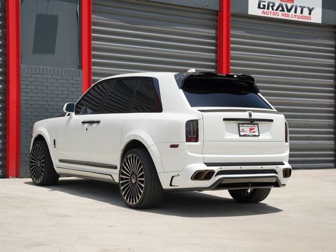 Used 2019 Rolls-Royce Cullinan AWD/4WD image 10
