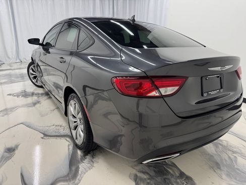 Used 2015 Chrysler 200 S FWD image 6