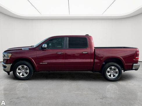 Certified 2022 RAM 1500 Laramie AWD/4WD image 3