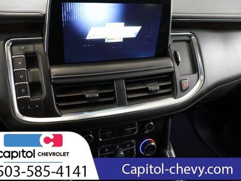 Used 2022 Chevrolet Suburban LT image 20