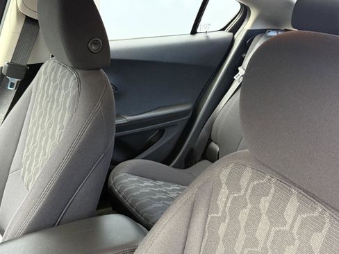 Used 2013 Chevrolet Volt w/ Enhanced Safety Package 1 FWD image 13