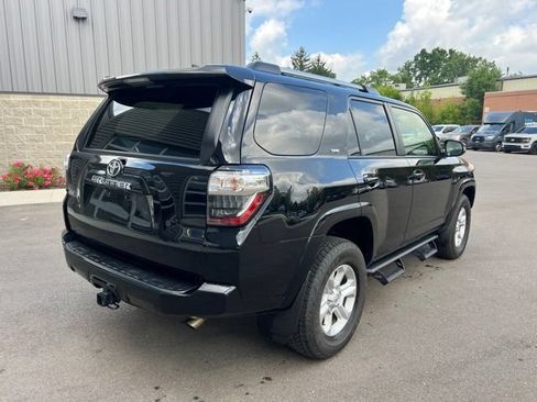 Used 2024 Toyota 4Runner SR5 Premium w/ Moonroof Package AWD/4WD image 5