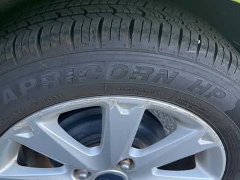 Used 2011 Ford Fiesta SE w/ 203A Rapid Spec Order Code image 7