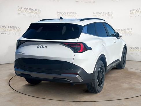 New 2026 Kia Sportage EX w/ EX Panorama Roof Package FWD image 5