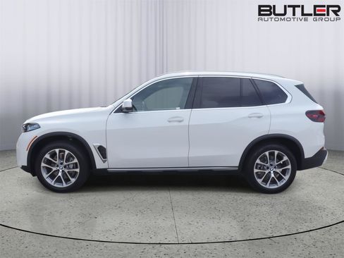 New 2026 BMW X5 sDrive40i w/ Climate Comfort Package RWD image 3
