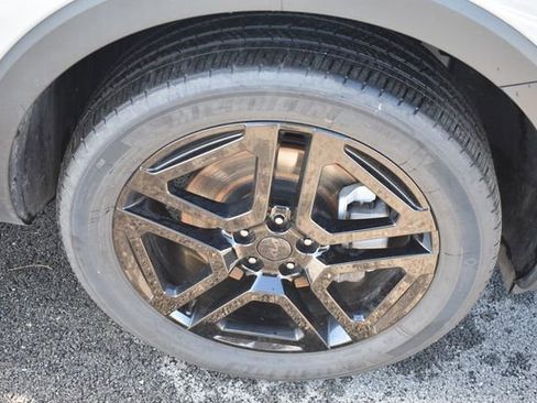 Used 2025 Kia Telluride SX Prestige X-Line AWD/4WD image 11
