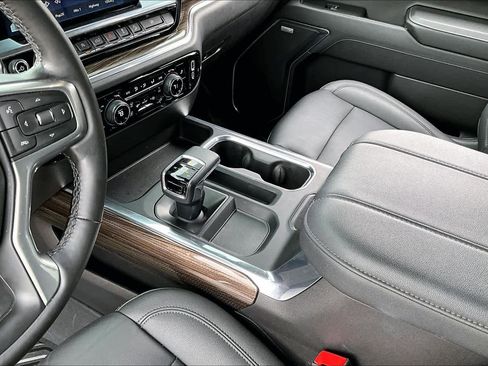 Used 2024 Chevrolet Silverado 1500 RST w/ Convenience Package II AWD/4WD image 16