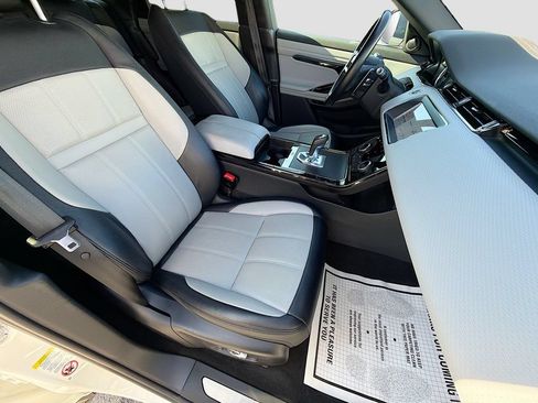 Used 2021 Land Rover Range Rover Evoque R-Dynamic S AWD/4WD image 13