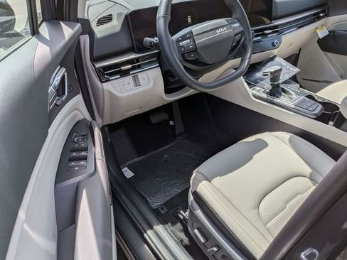 New 2026 Kia Sportage SX AWD/4WD image 12