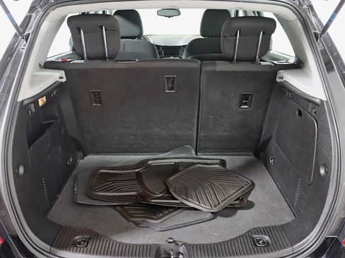 Used 2019 Chevrolet Trax LS image 31