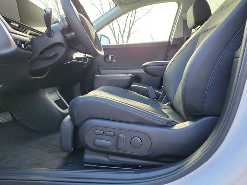 New 2026 Hyundai Ioniq 5 Limited image 16