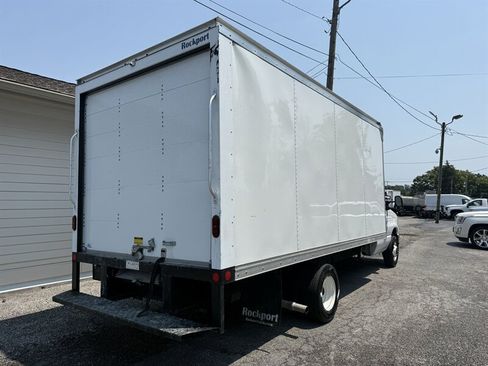 Used 2025 Ford E-450 and Econoline 450 Super Duty w/ Power Equipment Group RWD image 2