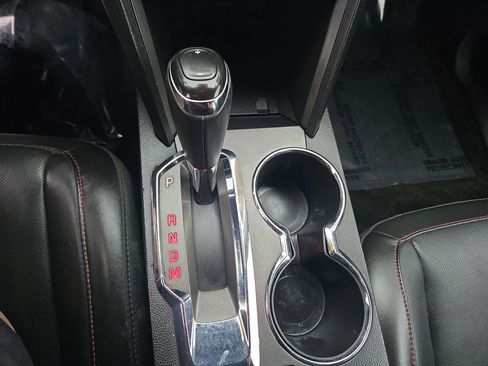 Used 2017 GMC Terrain SLT w/ Open Road Package image 21