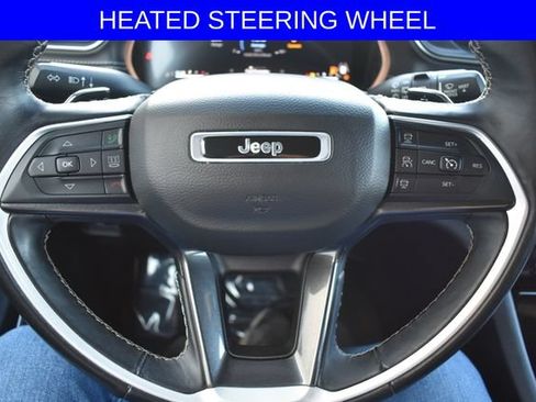 Used 2022 Jeep Grand Cherokee L Laredo AWD/4WD image 5