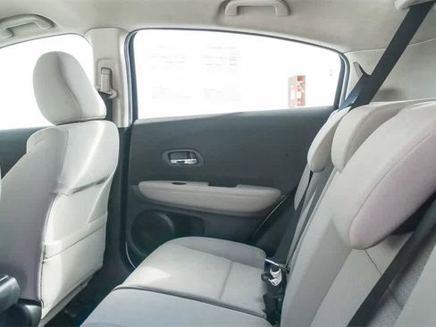 Used 2022 Honda HR-V LX image 15