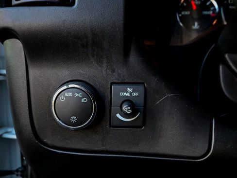 Used 2024 GMC Savana 2500 w/ Driver Convenience Package image 28