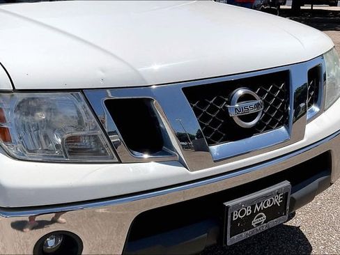Used 2019 Nissan Frontier SL RWD image 27