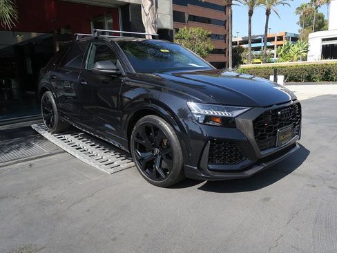 Used 2021 Audi RS Q8 w/ Carbon Optic Package AWD/4WD image 45