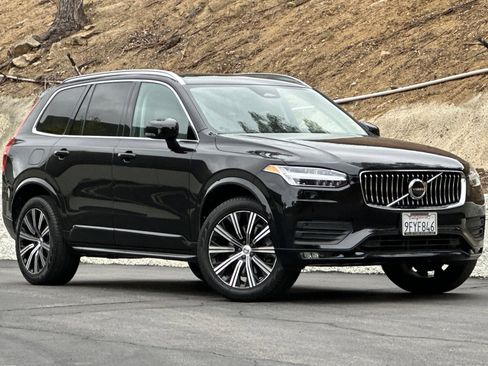 Certified 2023 Volvo XC90 B6 Core w/ Protection Package Premier AWD/4WD image 2