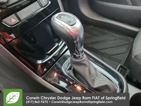 Used 2022 Buick Encore Preferred w/ Safety Package II image 28