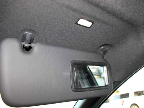 Used 2025 MAZDA MAZDA3 s Sport image 36