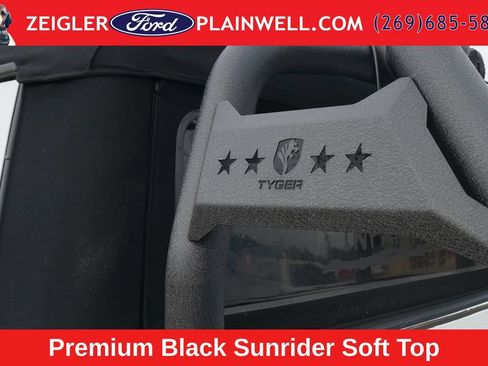 Used 2020 Jeep Gladiator Rubicon AWD/4WD image 11