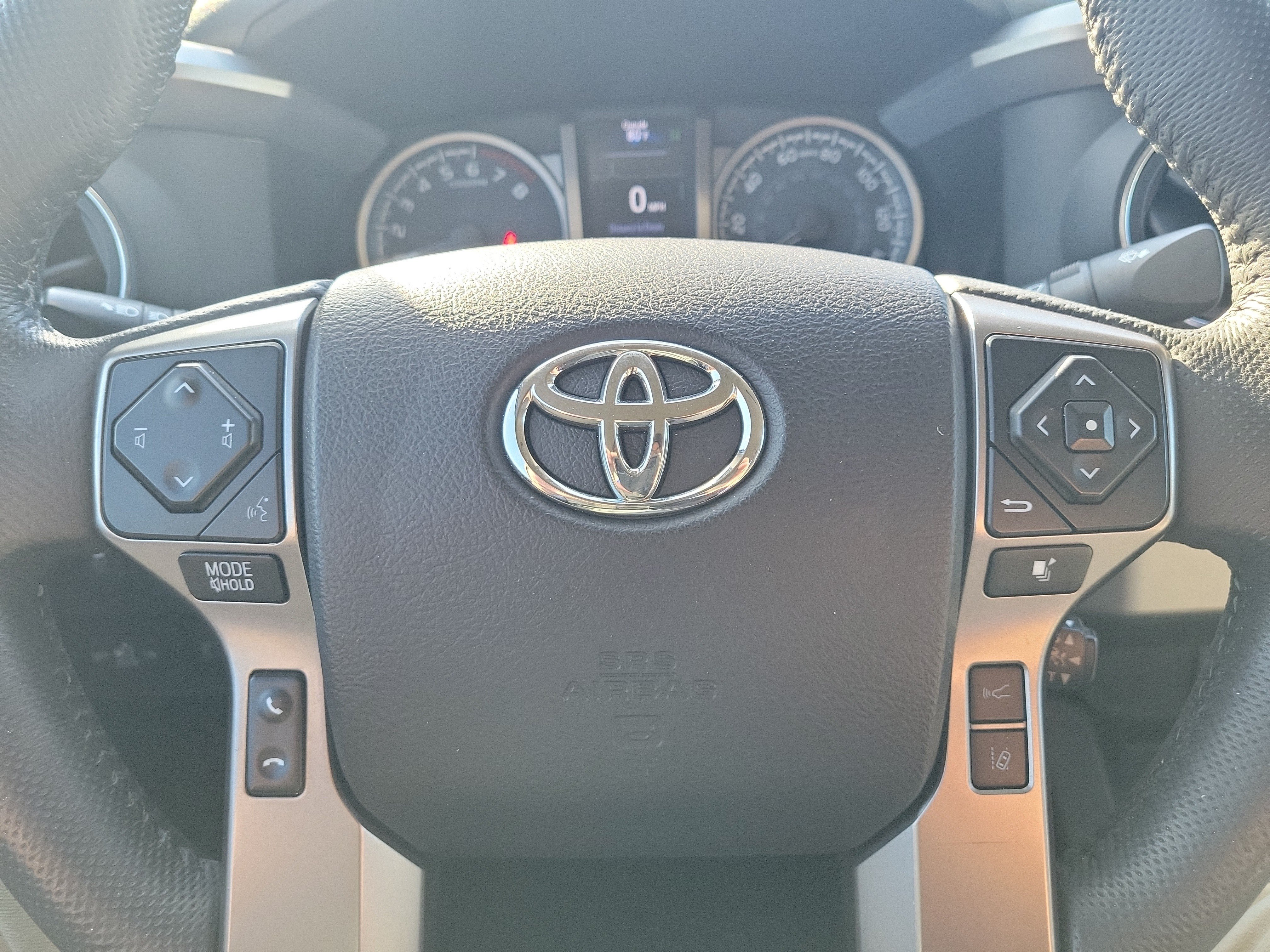 Used 2021 Toyota Tacoma SR5 RWD image 28
