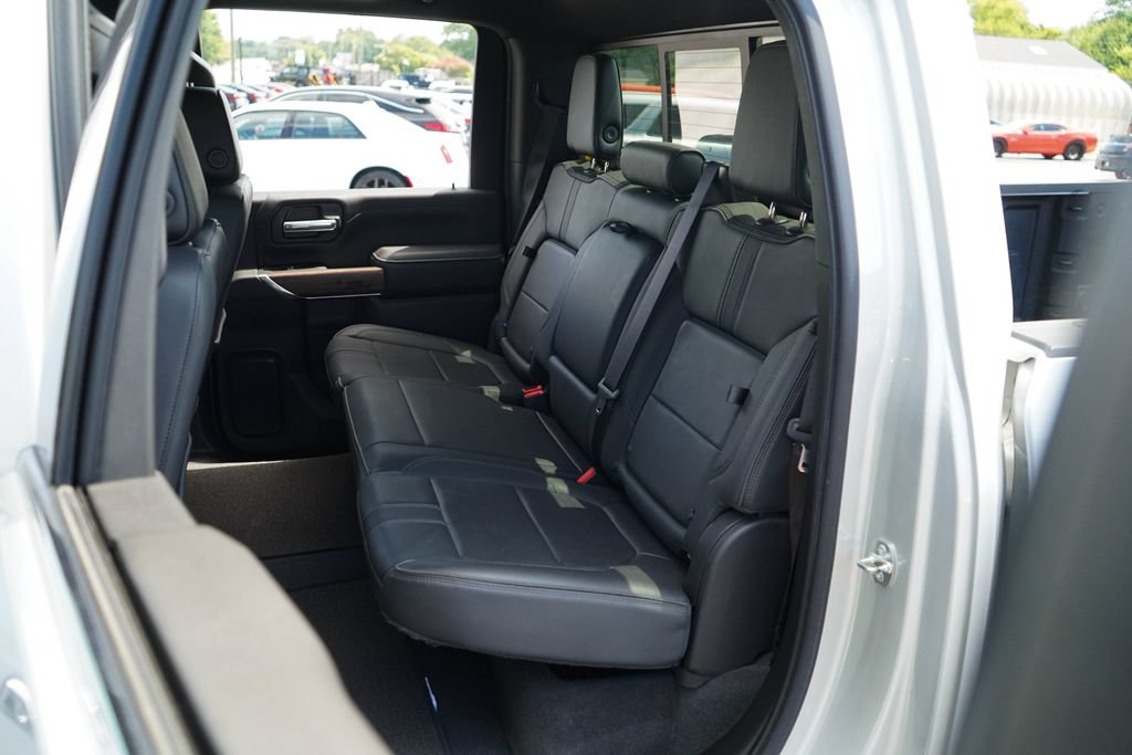 Used 2022 Chevrolet Silverado 2500 High Country w/ Z71 Off-Road Package AWD/4WD image 8