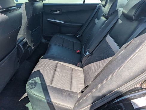 Used 2013 Toyota Camry SE image 7