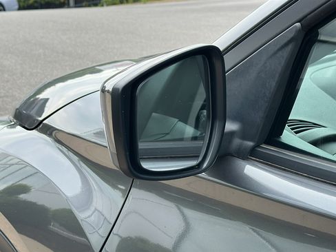 Certified 2023 Nissan Kicks SV FWD image 11